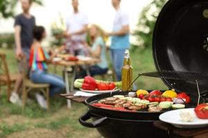 How Food Poisoning Can Occur at a Cookout